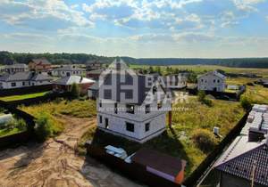 Дом 178м&sup2;, 2-этажный, участок 13 сот.  