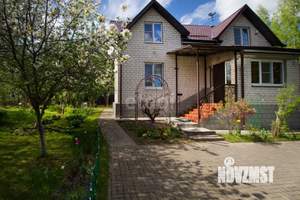 Дом 280м&sup2;, 2-этажный, участок 15 сот.  