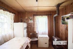 Дом 20м&sup2;, 2-этажный, участок 4 сот.  