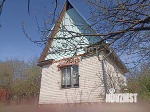 Дом 30м&sup2;, 2-этажный, участок 4 сот.  