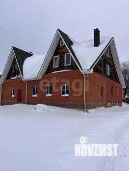 Дом 500м&sup2;, 3-этажный, участок 28 сот.  