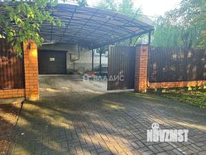 Дом 282м&sup2;, 3-этажный, участок 15 сот.  