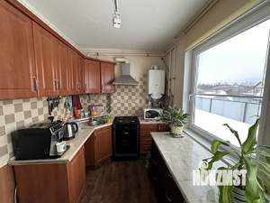 Дом 160м&sup2;, 2-этажный, участок 6 сот.  