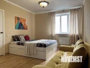 1-к квартира, посуточно, 44м2, 1/1 этаж