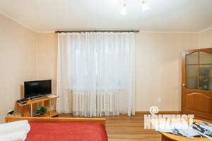 1-к квартира, посуточно, 47м2, 4/6 этаж