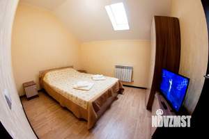 2-к квартира, посуточно, 55м2, 1/1 этаж