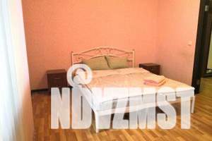 2-к квартира, посуточно, 64м2, 4/4 этаж