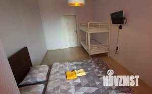 1-к квартира, посуточно, 42м2, 1/1 этаж