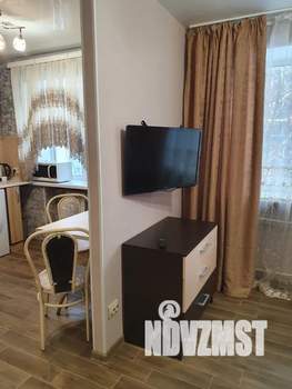 Студия квартира, посуточно, 32м2, 2/5 этаж