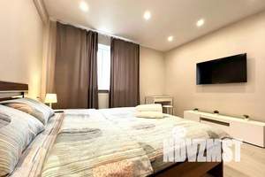 1-к квартира, посуточно, 44м2, 10/22 этаж