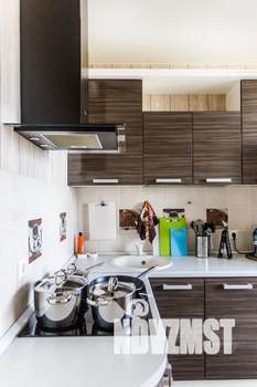 Студия квартира, посуточно, 45м2, 12/17 этаж