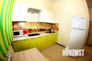 Студия квартира, посуточно, 30м2, 1/4 этаж