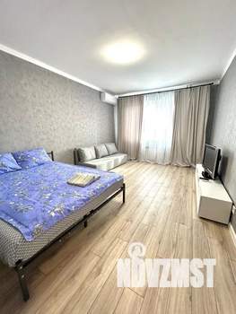 1-к квартира, посуточно, 40м2, 12/20 этаж