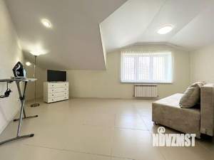 2-к квартира, посуточно, 67м2, 1/1 этаж