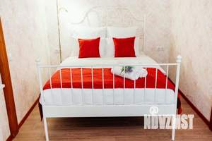 1-к квартира, посуточно, 42м2, 1/1 этаж