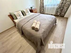 2-к квартира, посуточно, 47м2, 1/1 этаж