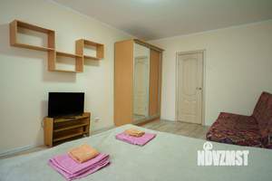 1-к квартира, посуточно, 46м2, 1/1 этаж