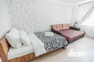1-к квартира, посуточно, 42м2, 1/1 этаж