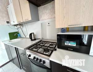 1-к квартира, посуточно, 42м2, 3/3 этаж