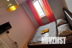 1-к квартира, посуточно, 42м2, 1/8 этаж