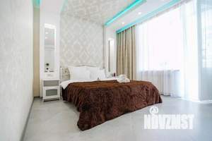 2-к квартира, посуточно, 56м2, 1/1 этаж