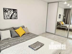 1-к квартира, посуточно, 48м2, 1/1 этаж