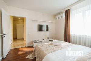 1-к квартира, посуточно, 44м2, 1/1 этаж