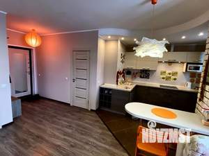 Студия квартира, посуточно, 42м2, 12/18 этаж