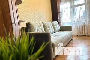 2-к квартира, посуточно, 52м2, 7/7 этаж