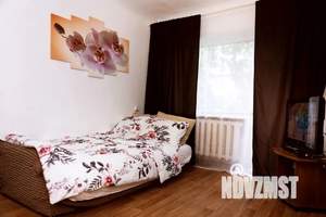 3-к квартира, посуточно, 59м2, 3/5 этаж