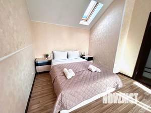 1-к квартира, посуточно, 42м2, 3/3 этаж
