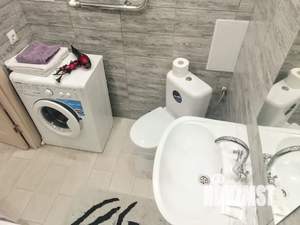 1-к квартира, посуточно, 50м2, 13/21 этаж