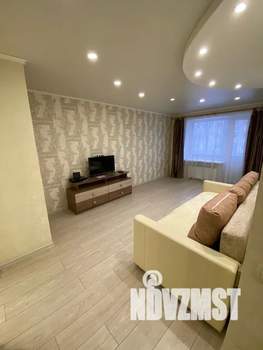 1-к квартира, посуточно, 45м2, 2/5 этаж