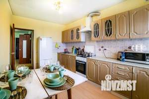 1-к квартира, посуточно, 50м2, 1/1 этаж