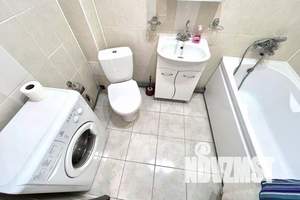 1-к квартира, посуточно, 42м2, 4/4 этаж