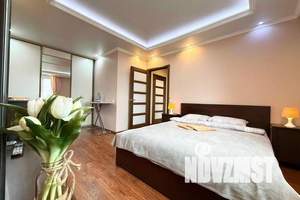 1-к квартира, посуточно, 44м2, 8/16 этаж