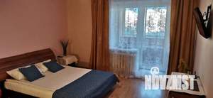 1-к квартира, посуточно, 42м2, 1/1 этаж