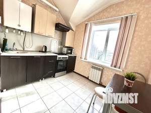 1-к квартира, посуточно, 42м2, 3/3 этаж