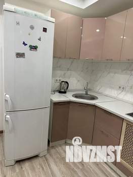 1-к квартира, посуточно, 37м2, 9/10 этаж