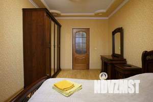 3-к квартира, посуточно, 84м2, 2/9 этаж