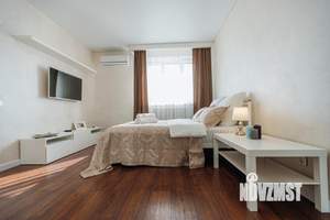 1-к квартира, посуточно, 44м2, 1/1 этаж