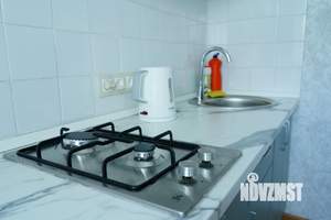 2-к квартира, посуточно, 50м2, 1/1 этаж