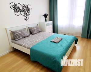 1-к квартира, посуточно, 37м2, 3/25 этаж