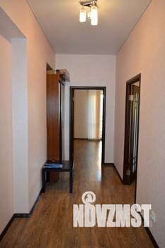 2-к квартира, посуточно, 56м2, 1/1 этаж