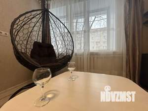 2-к квартира, посуточно, 45м2, 1/5 этаж