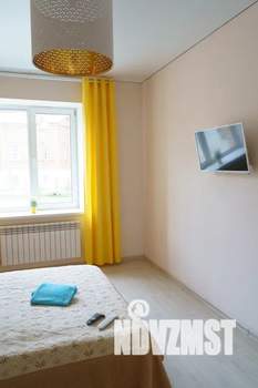 1-к квартира, посуточно, 42м2, 1/9 этаж