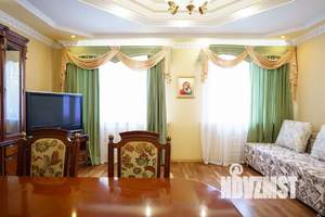 3-к квартира, посуточно, 84м2, 1/1 этаж