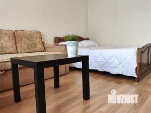 1-к квартира, посуточно, 44м2, 2/9 этаж