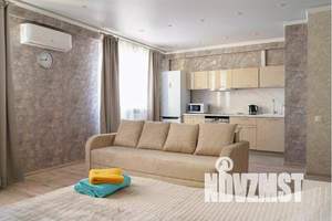 1-к квартира, посуточно, 40м2, 17/22 этаж