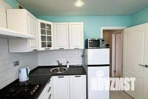 1-к квартира, посуточно, 32м2, 3/3 этаж